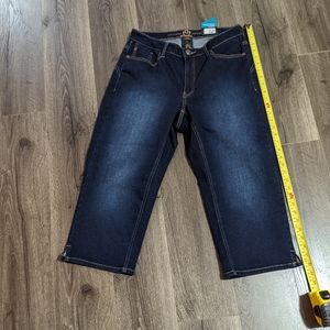 - Love and Legend Stretch Denim Capris pants. New with Tags. Size 12.